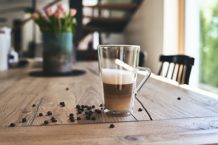 Szklanki termiczne do latte z uchwytem FilterLogic CFL-675B zastosowanie widok 6